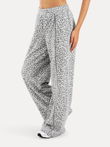 Smilodox Loose fit Trousers in Grey