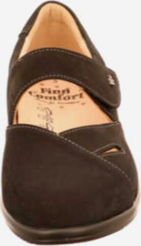 Finn Comfort Slipper in Braun