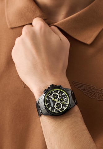 Orologio sportivo di Aston Martin in nero: frontale