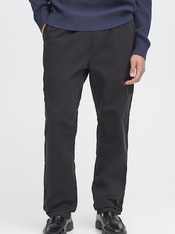 !Solid - regular Pantalón chino ' SDLIAM ' en negro