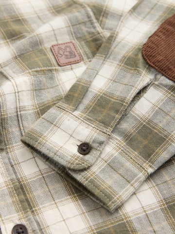 Next - Ajuste regular Camisa en verde