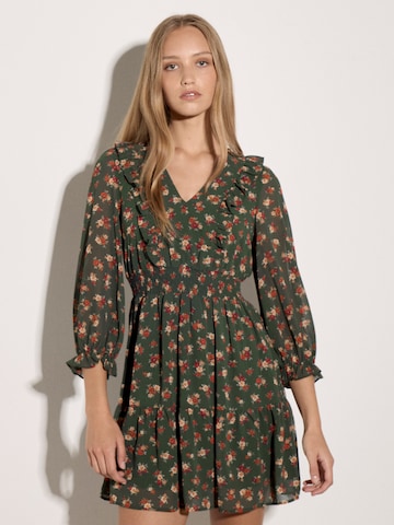 Apricot Jurk ' Chiffonkleid mit Blumenmuster ' in Groen: voorkant