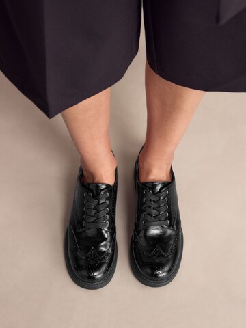 Next Snøresko 'Forever Comfort' i sort