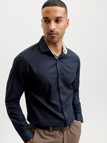 mėlyna JACK & JONES Priglundantis modelis Marškiniai 'JPRBLAPARKER'
