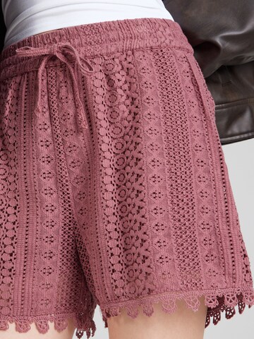 ONLY Regular Trousers in Pink