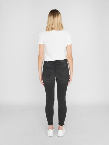 Noisy may Skinny Jeans 'Kimmy' i grå