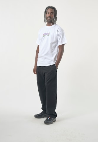 Cleptomanicx T-Shirts 'Classic Tee Worm' in Weiß
