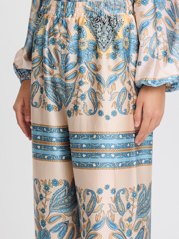Wide leg Pantaloni di ICHI in blu