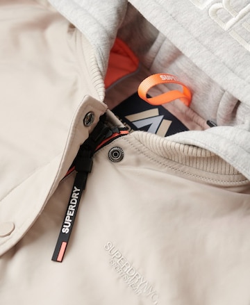 Superdry Jacke in Grau