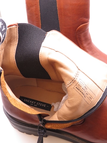 Sneaky Steve Chelsea Boots 'Inez' in Brown