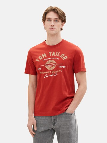 Tricou de la TOM TAILOR pe roșu: față