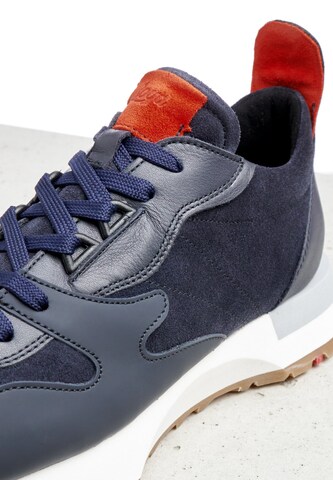 LLOYD Sneaker in Grau