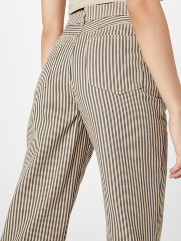 Monki Loosefit Broek in Beige