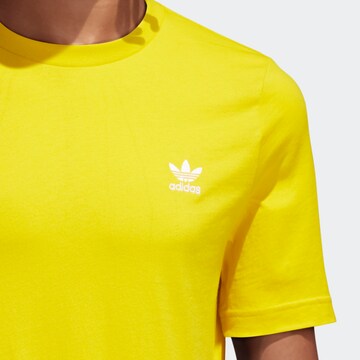ADIDAS ORIGINALS Футболка 'Essential' в Желтый
