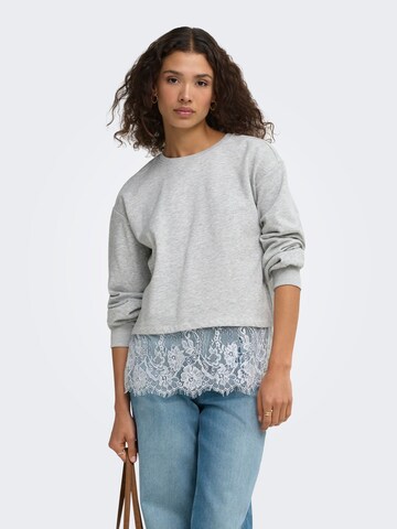 Sweat-shirt 'ONLMIMI' ONLY en gris : devant