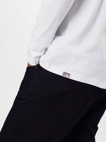 THE NORTH FACE Regular fit Shirt 'Red Box' in Wit