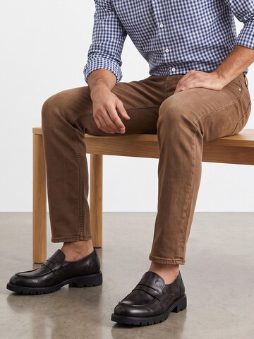 VENEZIA Classic Flats in Brown