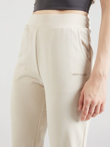 Slimfit Pantaloni sportivi 'MELINA' di ONLY PLAY in grigio