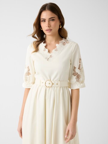 GUESS Φόρεμα 'SONIA' σε μπεζ