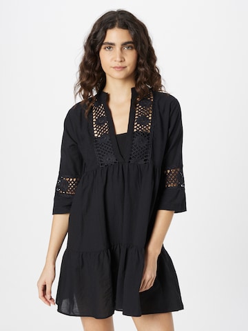 Robe d’été Trendyol en noir : devant