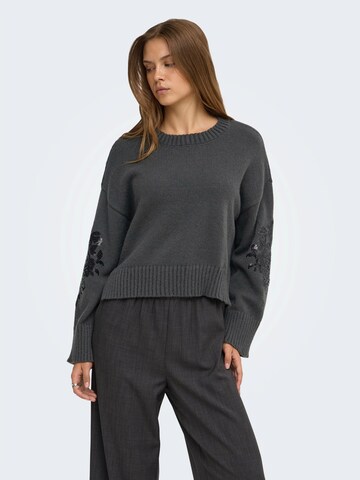 ONLY Pullover 'ONLANNIKA' in Grau: Vorderseite