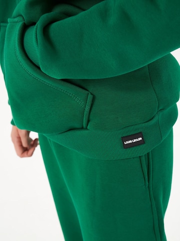 LOUIS LECLER Sweatshirt 'Nora' in Grün