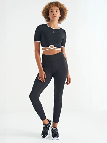 Tommy Life Leggings in Black
