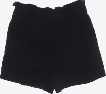 QS Shorts in M in Black: front