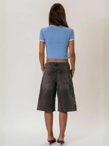 It's May Top ' Rosa ' in Blue