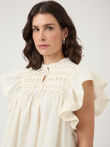 YAS Jurk 'YASLURA' in Beige