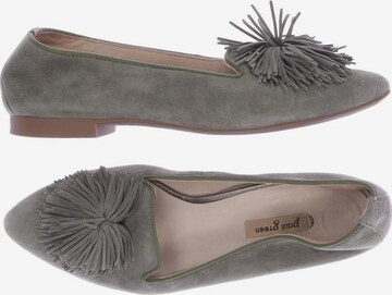 Paul Green Flats & Loafers in 37 in Green: front