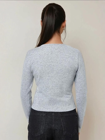 Hiccup Shirt in Grau