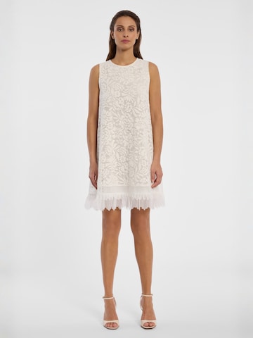 Ana Alcazar Dress 'Dalin' in White
