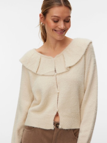 VERO MODA Gebreid vest 'PUFF' in Beige: voorkant