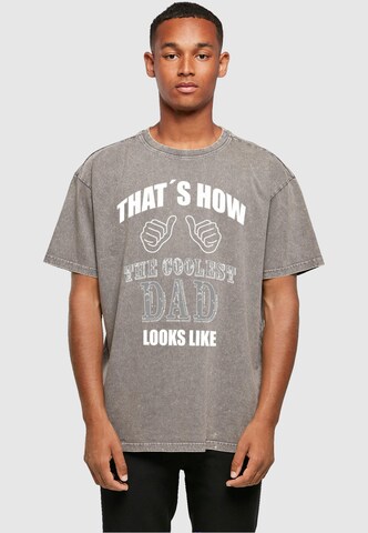 Merchcode Shirt 'Coolest Dad' in Grijs: voorkant