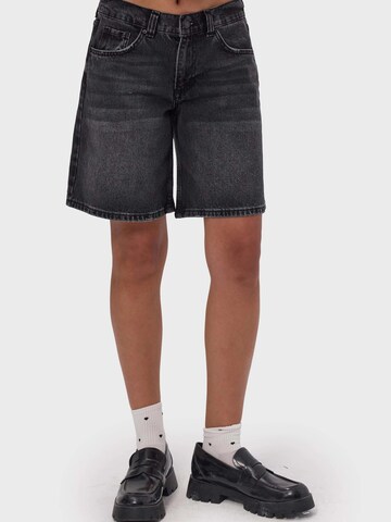 IT'S BASIC Baggy Jeans 'ELASTICATED BAGGY DENIM SHORT'‌‌‌ in Schwarz