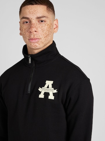 AÉROPOSTALE Sweatshirt in Schwarz