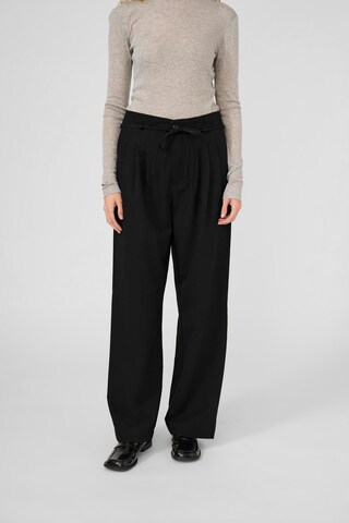 Wide Leg Pantalon à pince 'KBRo' KAREN BY SIMONSEN en noir : devant