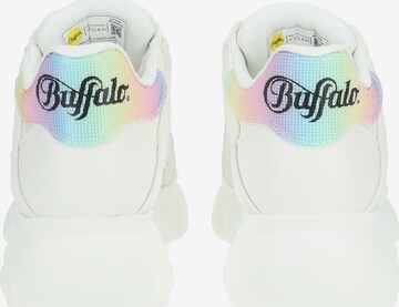 Baskets basses BUFFALO en blanc