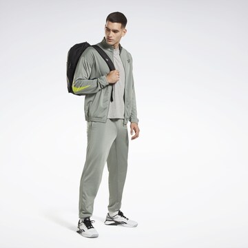 Reebok Tapered Sportbroek in Groen