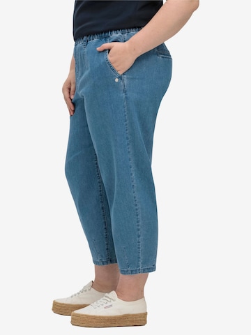 SHEEGO Tapered Jeans 'OLIVIA' in Blau