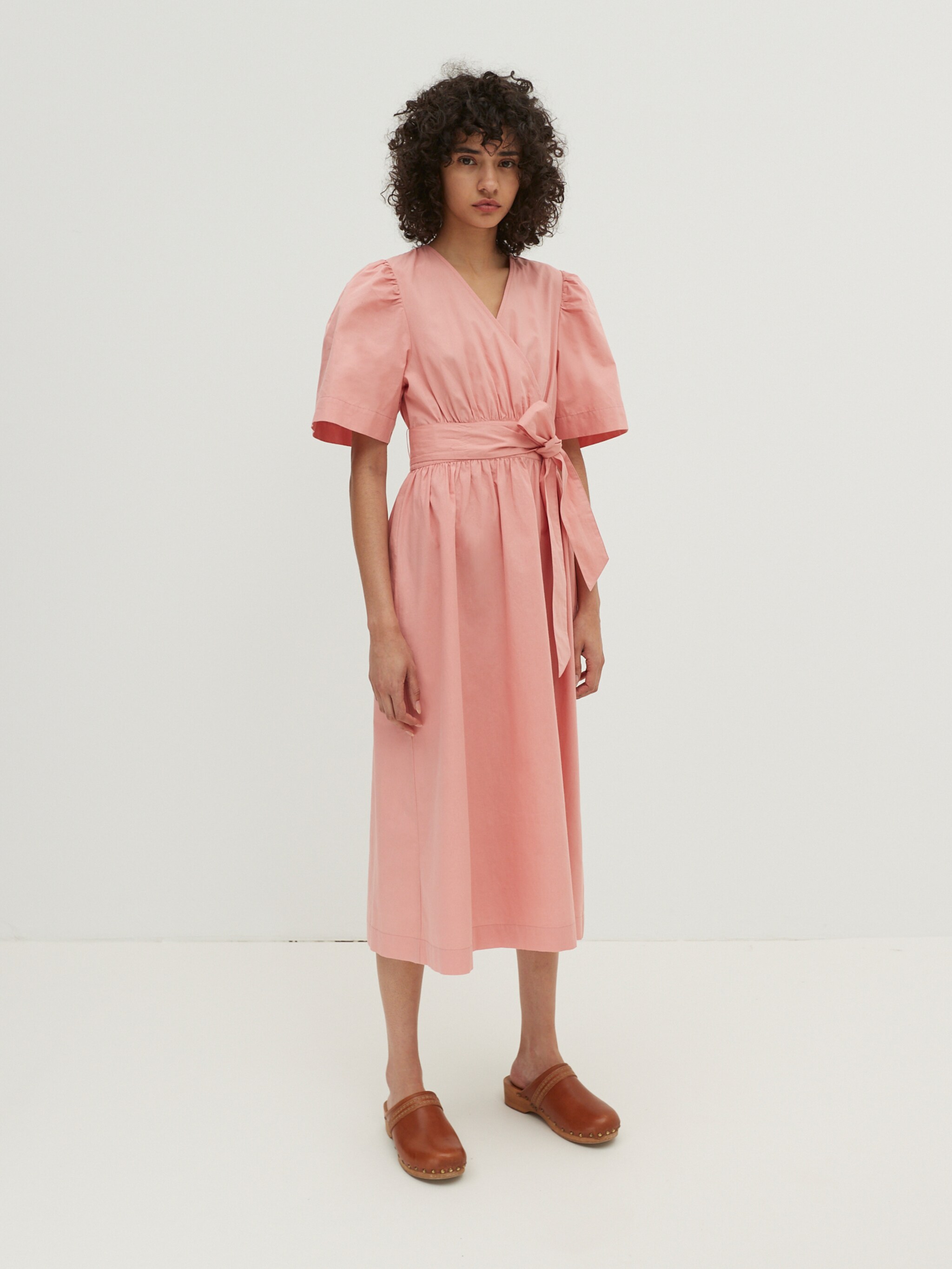 EDITED Produits Robe 'Noelle' rose