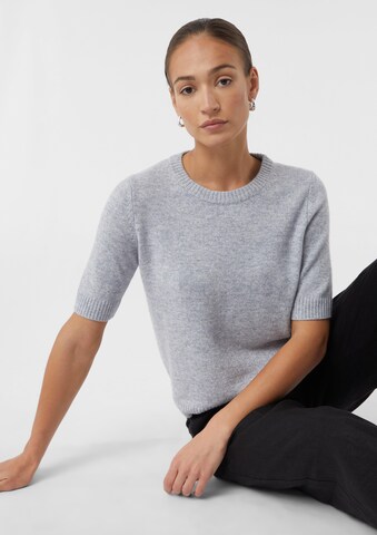 Pull-over COMMA en gris : devant