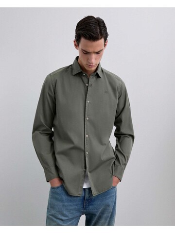 Scalpers Rovný strih Košeľa 'Seatle' - Zelená