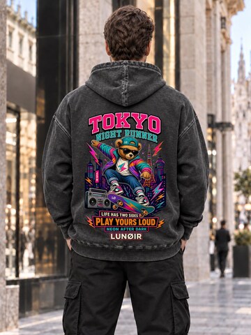 LUNØIR StudioSweater majica 'Tokyo Night Runner' - crna boja