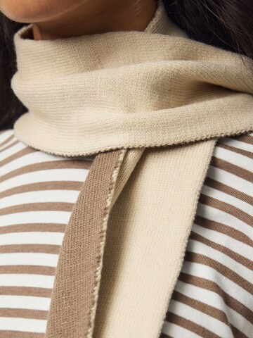 PIECES Scarf in Brown