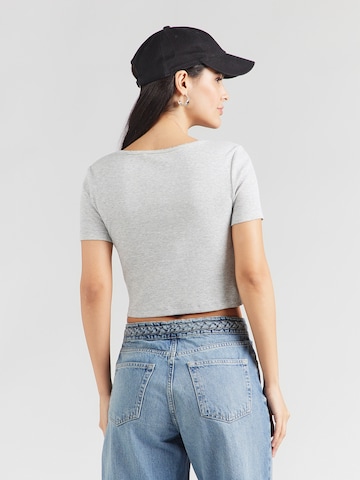 ONLY T-Shirt 'ONLBETTY' in Grau