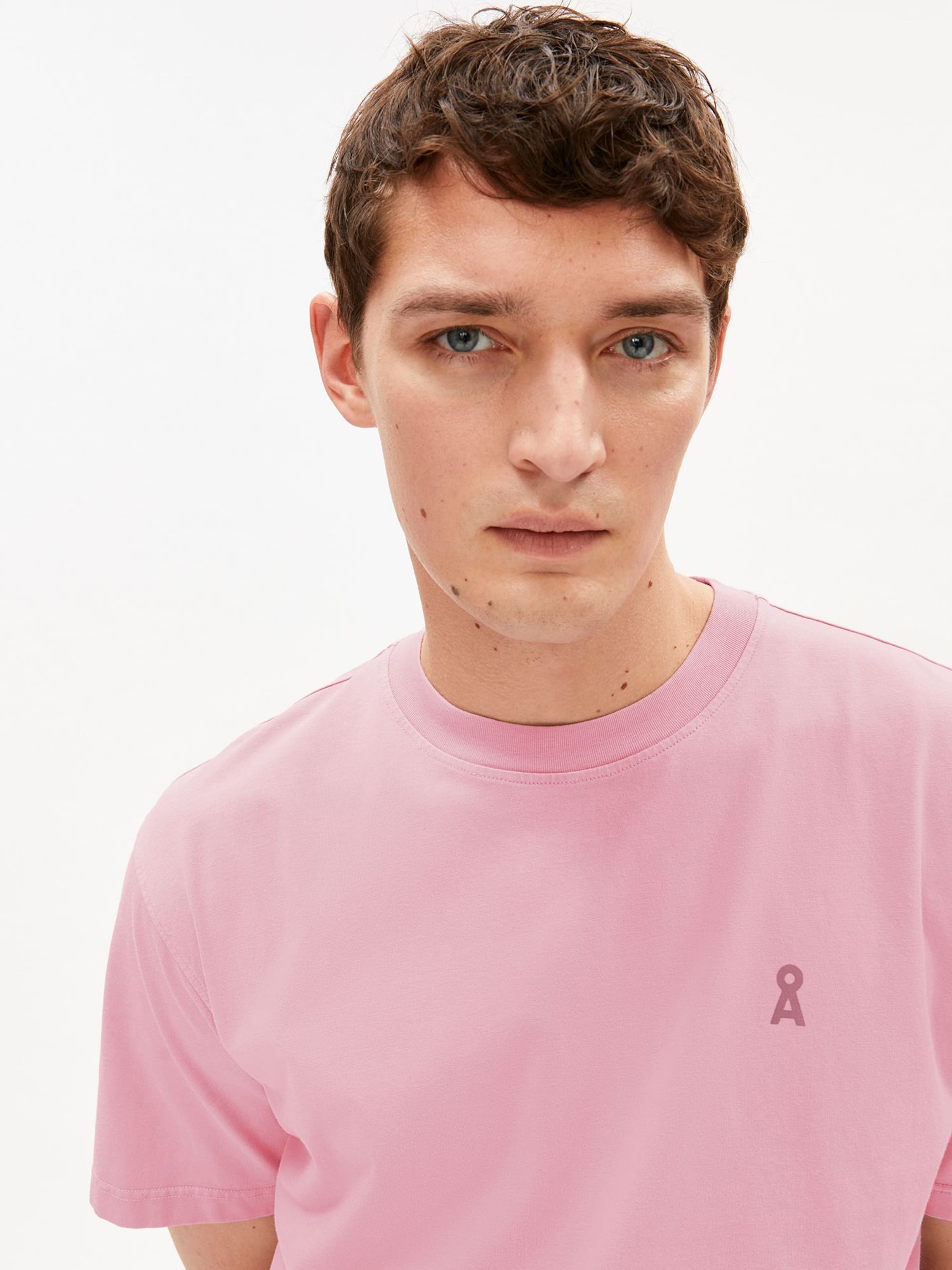 ARMEDANGELS T-Shirt ICONIC Å MAARKOS in Pink