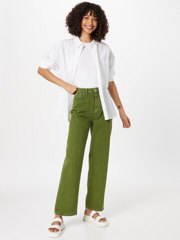 Trendyol Regular Jeans in Groen