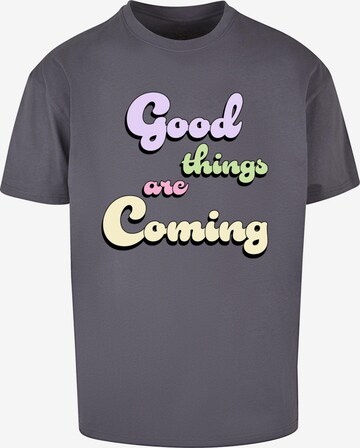 T-Shirt 'Good Things' Merchcode en gris : devant